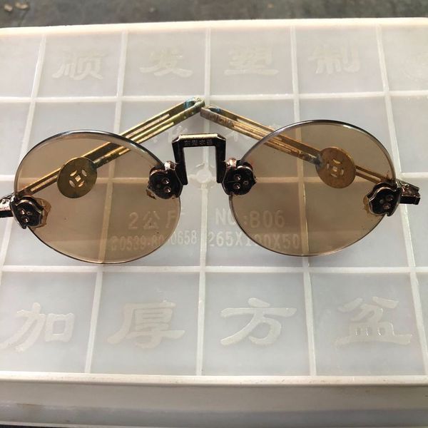 china antique of glasses glasses republic sunglasses old shanghai sunglasses crystal glasses brown lenses, White;black
china antique of glasses glasses republic sunglasses old shanghai sunglasses crystal glasses brown lenses, White;black