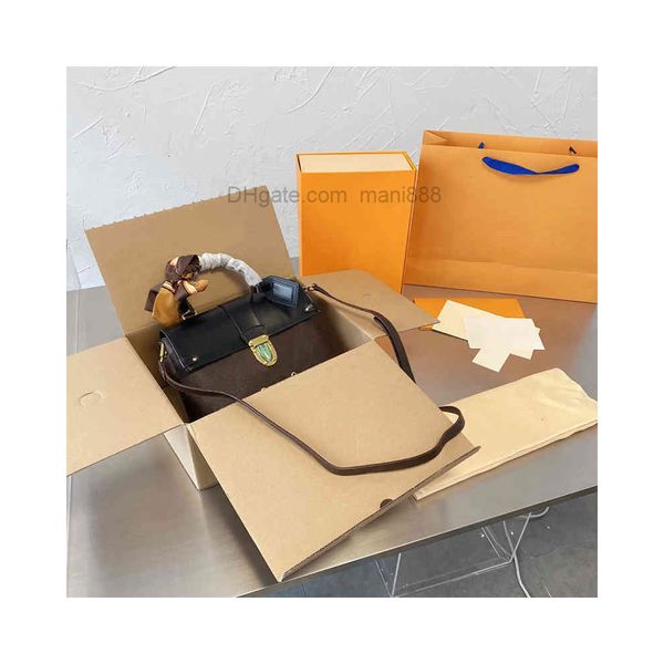 leather shoulder bag 2022 female fashion joker commuter small portable texture high-capacity advanced package inclined across western style
leather shoulder bag 2022 female fashion joker commuter small portable texture high-capacity advanced package inclined across western style
