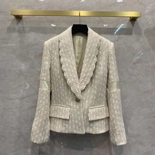 european and american women's wear 2020 winter new style long sleeve lapel stitching satin fashionable tweed coat, Black
european and american women's wear 2020 winter new style long sleeve lapel stitching satin fashionable tweed coat, Black