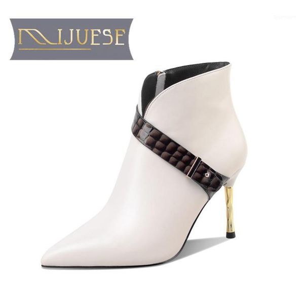 mljuese 2021 women ankle boots cow leather winter short plush pointed toe zipper metal decoration high heels female boot size 391, Black
mljuese 2021 women ankle boots cow leather winter short plush pointed toe zipper metal decoration high heels female boot size 391, Black