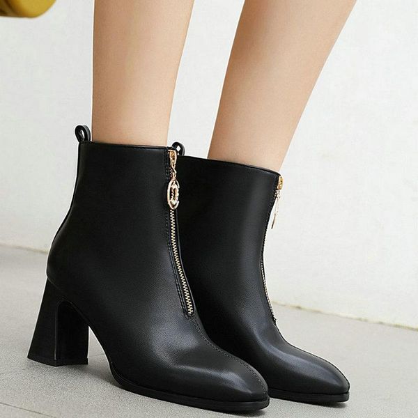 square toe zipper ankle boots women fashion block heeled winter warm shoes ladies new short boots black beige white woman1
square toe zipper ankle boots women fashion block heeled winter warm shoes ladies new short boots black beige white woman1