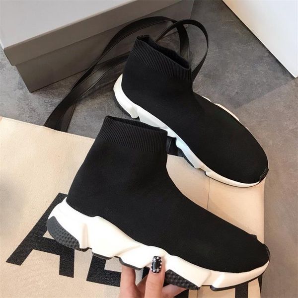 2020 ankle socks boots stretch fabric flat casual ladies round toe slip on black shoes women chaussure luxe femme q1104
2020 ankle socks boots stretch fabric flat casual ladies round toe slip on black shoes women chaussure luxe femme q1104