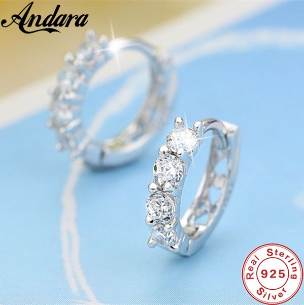 wholesale 925 sterling silver inlaid with zircon crystal earrings for women wedding jewelry gifts q1219, Golden;silver
wholesale 925 sterling silver inlaid with zircon crystal earrings for women wedding jewelry gifts q1219, Golden;silver