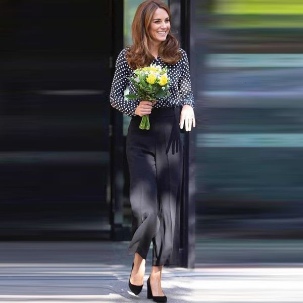 kate middleton spring/summer new long single-breasted shirt wide leg straight through black two-piece suit pants k6wp, White
kate middleton spring/summer new long single-breasted shirt wide leg straight through black two-piece suit pants k6wp, White