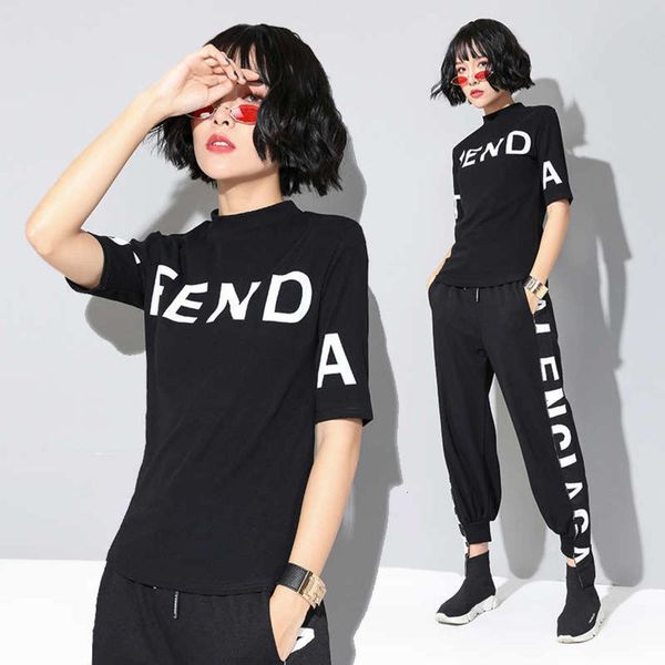 letter half ins straight women's flocked sleeve small round neck cool fashion t-shirt, Black;gray
letter half ins straight women's flocked sleeve small round neck cool fashion t-shirt, Black;gray