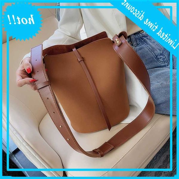 korean style soft leather ladies emmer shoulder bag luxury effects color handbags 2019 new girls crossbody cups
korean style soft leather ladies emmer shoulder bag luxury effects color handbags 2019 new girls crossbody cups