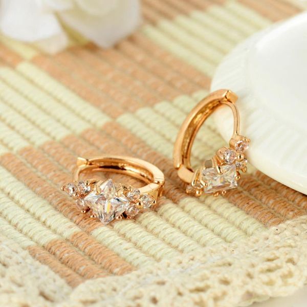 zhouyang stud earrings for women personality simple cubic zircon silver color daily party gift fashion wholesale jewelry kae346, Golden;silver
zhouyang stud earrings for women personality simple cubic zircon silver color daily party gift fashion wholesale jewelry kae346, Golden;silver