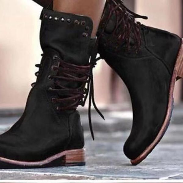 medium tube new style round head autumn winter 2020 women's side lace up rivet short tube large size, Black
medium tube new style round head autumn winter 2020 women's side lace up rivet short tube large size, Black