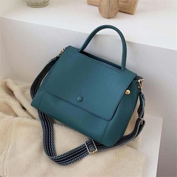 2020 pu tome bu сумка емкость женские сумки для плеча сумка messenger bag q1110 ретро ежедневная большая женская цепочка travel tote lady gg
2020 pu tome bu сумка емкость женские сумки для плеча сумка messenger bag q1110 ретро ежедневная большая женская цепочка travel tote lady gg