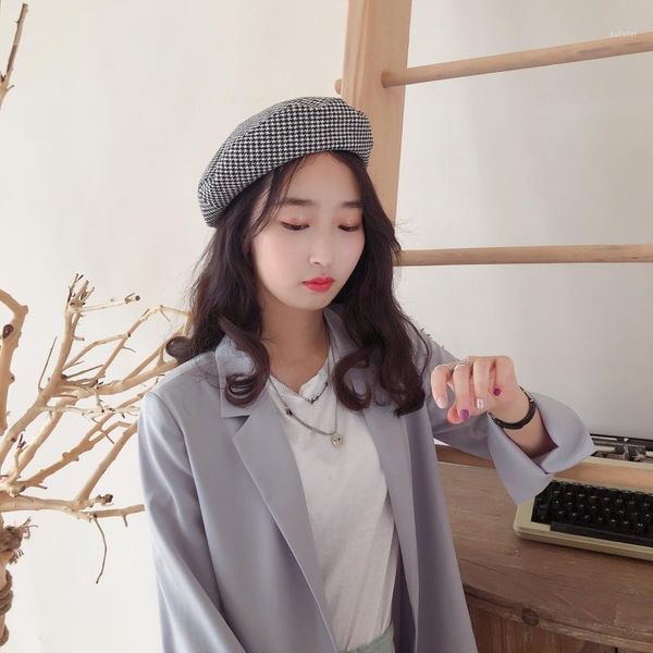 french simple women cotton beret for elegant lady female cotton hats plaid vintage casual autumn winter girl caps1, Blue;gray
french simple women cotton beret for elegant lady female cotton hats plaid vintage casual autumn winter girl caps1, Blue;gray