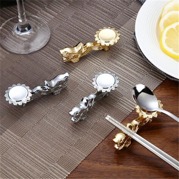 creative metal dragon shape chopsticks holder chinese traditional gold chopsticks rack frame rest stand craft table decoration1
creative metal dragon shape chopsticks holder chinese traditional gold chopsticks rack frame rest stand craft table decoration1