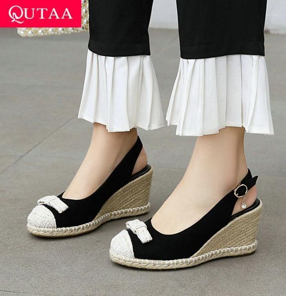 qutaa 2021 wedge high heels bowknot round toe summer women shoes flock back strap buckle female sandals big size 34-431, Black
qutaa 2021 wedge high heels bowknot round toe summer women shoes flock back strap buckle female sandals big size 34-431, Black