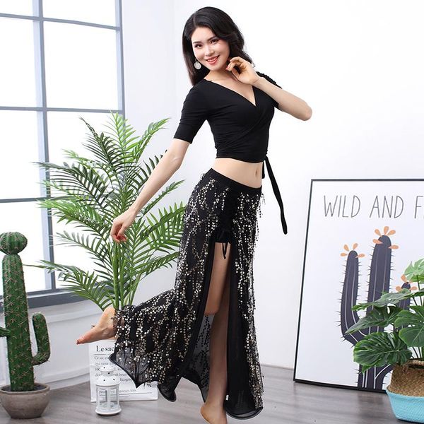 stage wear 2021 belly dance clothes 2 pieces suit practice sequins fringe skirt beginners oriental india dl4610, Black;red
stage wear 2021 belly dance clothes 2 pieces suit practice sequins fringe skirt beginners oriental india dl4610, Black;red