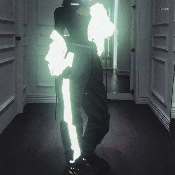 autumn winter loose hight waist flash reflective patchwork jogger pants 2020 women neon streetwear outfits cargo trousers#j31, Black;white
autumn winter loose hight waist flash reflective patchwork jogger pants 2020 women neon streetwear outfits cargo trousers#j31, Black;white