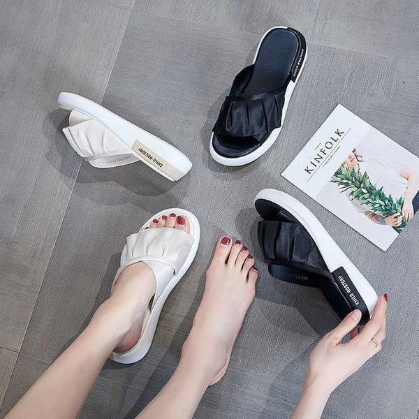 sandals women wear thick soled inschao 2021 new summer net red student leisure sports beach shoes for children, Black
sandals women wear thick soled inschao 2021 new summer net red student leisure sports beach shoes for children, Black