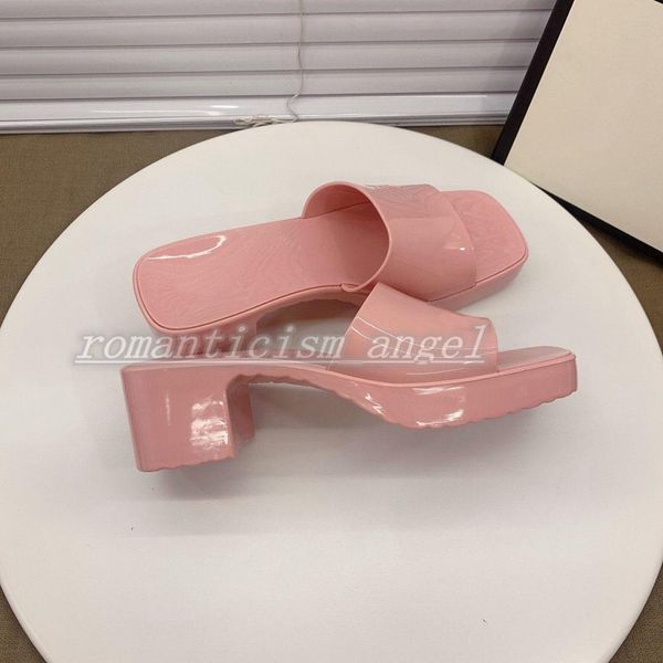 2021 new jelly high-heeled fashion women' shoes, material bright, mutual integration, color multiple choice, can be sexy, not slippe, Black;grey
2021 new jelly high-heeled fashion women' shoes, material bright, mutual integration, color multiple choice, can be sexy, not slippe, Black;grey
