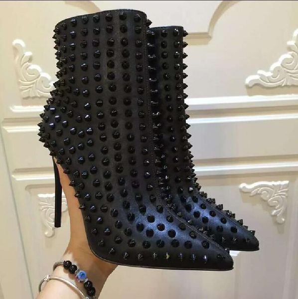 2020 so kate big size full studs stilettos ankle boots thin high heels red bottom boots pointy toe black leather women boots with box
2020 so kate big size full studs stilettos ankle boots thin high heels red bottom boots pointy toe black leather women boots with box