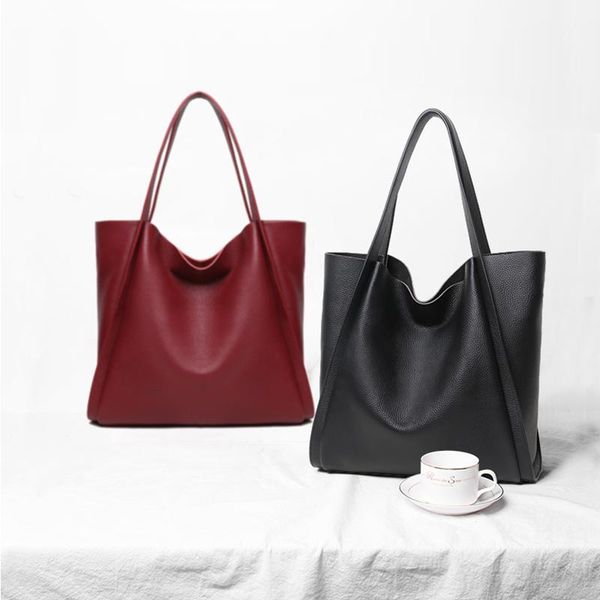 2020 soft genuine cow leather female shoulder bag desiner fashion large soft totes luxury handbag shopping women bags
2020 soft genuine cow leather female shoulder bag desiner fashion large soft totes luxury handbag shopping women bags