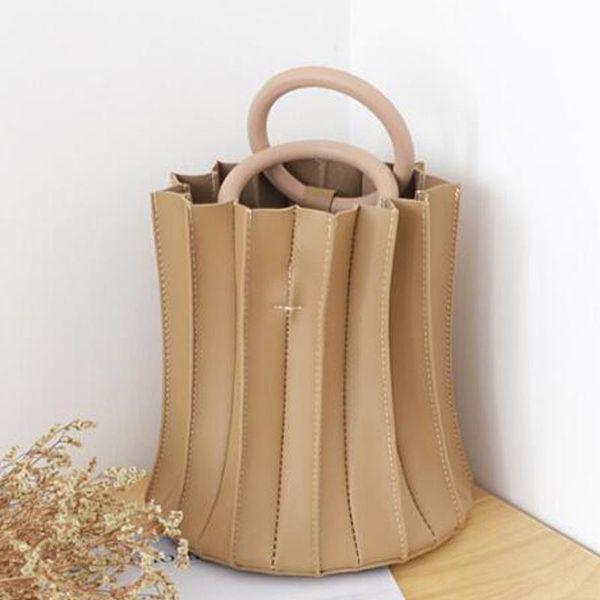 fashion classic simple wild shoulder composite bag large capacity bucket casual shoulder messenger bags travel tote b44-38
fashion classic simple wild shoulder composite bag large capacity bucket casual shoulder messenger bags travel tote b44-38