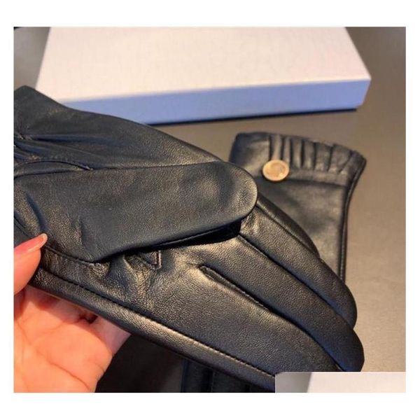 brand sheepskin gloves designer leather gloves ladies keep warm gloves touch screen mittens cycling outdoor ladi jlllfx dh_garden, Blue;gray
brand sheepskin gloves designer leather gloves ladies keep warm gloves touch screen mittens cycling outdoor ladi jlllfx dh_garden, Blue;gray