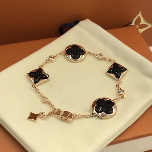 classic designer women bracelets letters girls chain wedding party fashion jewelry with quality, Black
classic designer women bracelets letters girls chain wedding party fashion jewelry with quality, Black