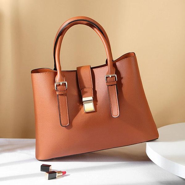 new fashion pu leather handbags casual brown ladies tote bags crossbody bag handle bag girls simple shoulder bags party pack
new fashion pu leather handbags casual brown ladies tote bags crossbody bag handle bag girls simple shoulder bags party pack