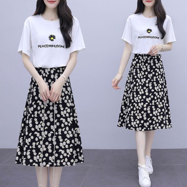 big size women's small daisy heart two piece suit 2020 new summer fat sister's belly covering suit foreign style large dress women, Gray
big size women's small daisy heart two piece suit 2020 new summer fat sister's belly covering suit foreign style large dress women, Gray