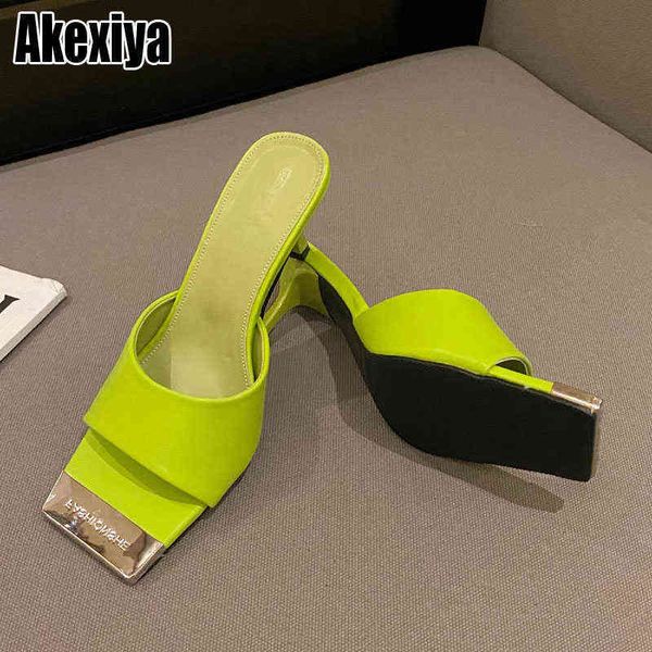 slippers low thin high heels women green leather fashion metal decoration square toe summer slides shoes size35 39 bc3786 220304, Black
slippers low thin high heels women green leather fashion metal decoration square toe summer slides shoes size35 39 bc3786 220304, Black
