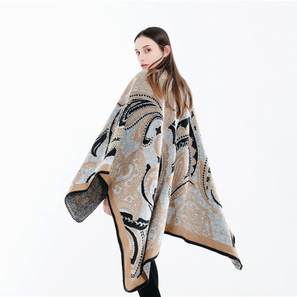 2020 new style cashew like cashmere split cape with color matching in autumn and winter, Blue;gray
2020 new style cashew like cashmere split cape with color matching in autumn and winter, Blue;gray