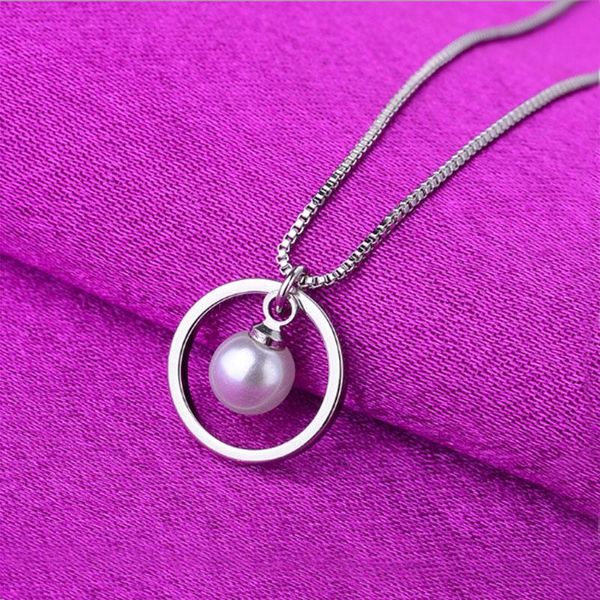 1pc smart pearl in a silver circle pendant necklace,korean style box chain charm female jewelry for friend girls party
1pc smart pearl in a silver circle pendant necklace,korean style box chain charm female jewelry for friend girls party
