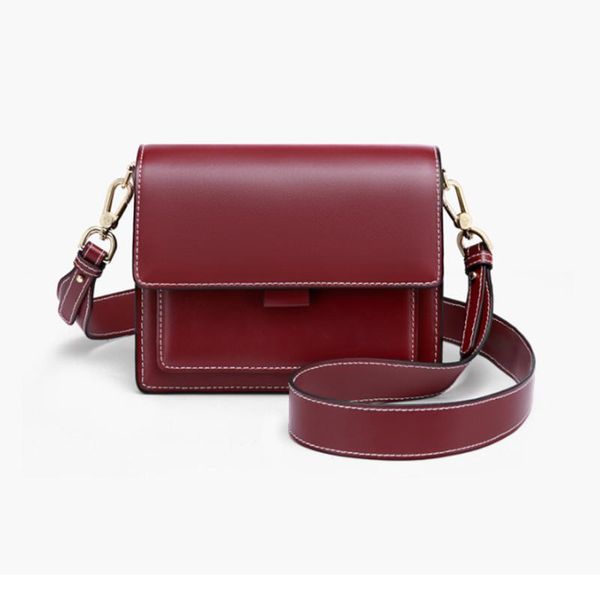cross body women's bag spring and summer wild shoulder leather crossbody fashion trend small square female
cross body women's bag spring and summer wild shoulder leather crossbody fashion trend small square female
