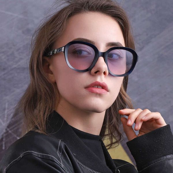 zippo frame butterfly large circle elegant three-dimensional spray painting women's sunglasses driving sunglasses fashion z1111179ut, White;black
zippo frame butterfly large circle elegant three-dimensional spray painting women's sunglasses driving sunglasses fashion z1111179ut, White;black
