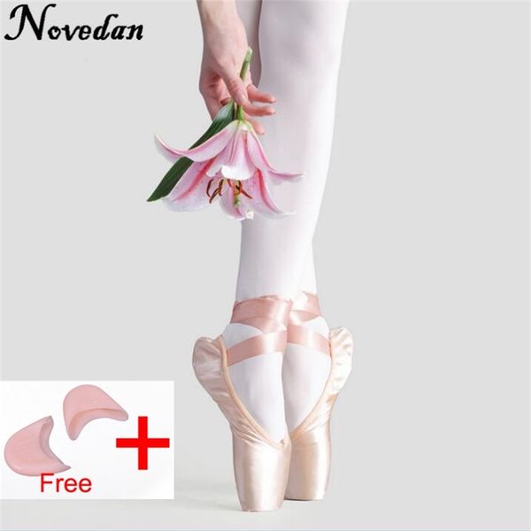 new satin canvas pointe shoes with ribbon and gel toe pad girls women's pink professional ballet dance pointe toe shoes 201017
new satin canvas pointe shoes with ribbon and gel toe pad girls women's pink professional ballet dance pointe toe shoes 201017