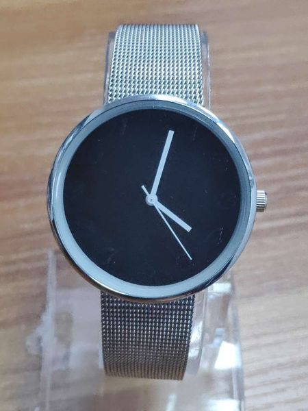 fashionable watch and simple women's quartz 20217l4us5ve, Slivery;brown 
fashionable watch and simple women's quartz 20217l4us5ve, Slivery;brown