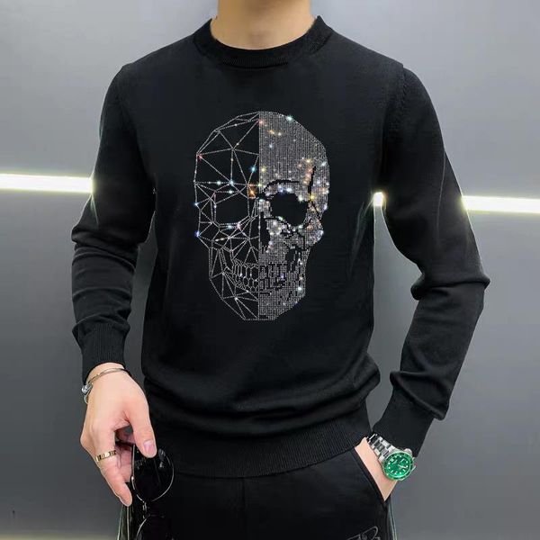 customized autumn and winter personality knitted pullover comfortable fabric warmth advanced diamond 2021 men's sweater, White;black
customized autumn and winter personality knitted pullover comfortable fabric warmth advanced diamond 2021 men's sweater, White;black