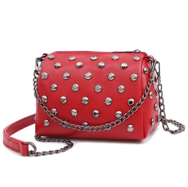 2020 new fashion handbag soft leather studded shoulder bag designer new chain messenger bag women's selling
2020 new fashion handbag soft leather studded shoulder bag designer new chain messenger bag women's selling