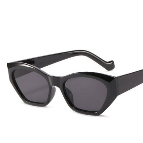 personality polygon small frame sunglasses women 2021 design fashion jelly color sun glasses retro cat eye shades, White;black
personality polygon small frame sunglasses women 2021 design fashion jelly color sun glasses retro cat eye shades, White;black