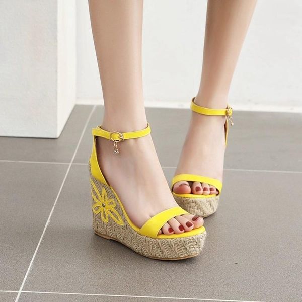 us4-11 womens open toe platform super wedge high heel embroidery floral slingbacks sandals summer shoes plus size 3colors c31, Black
us4-11 womens open toe platform super wedge high heel embroidery floral slingbacks sandals summer shoes plus size 3colors c31, Black