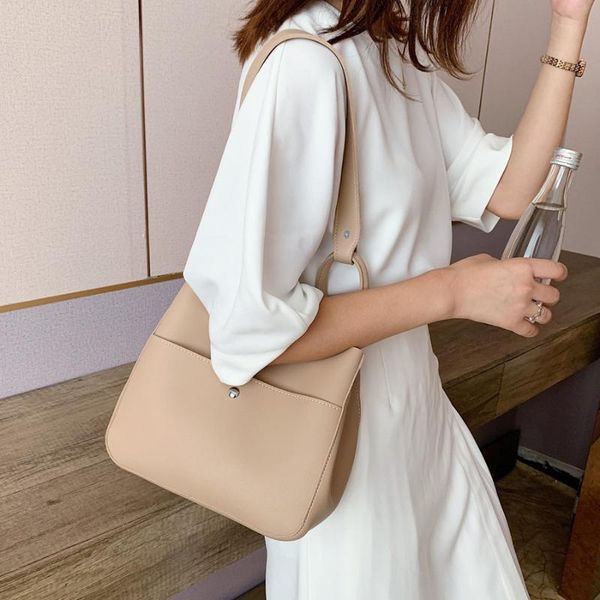 large capacity bucket bag new ladies design fashion handbags women pu leather shoulder messenger bag travel messenger handbags
large capacity bucket bag new ladies design fashion handbags women pu leather shoulder messenger bag travel messenger handbags