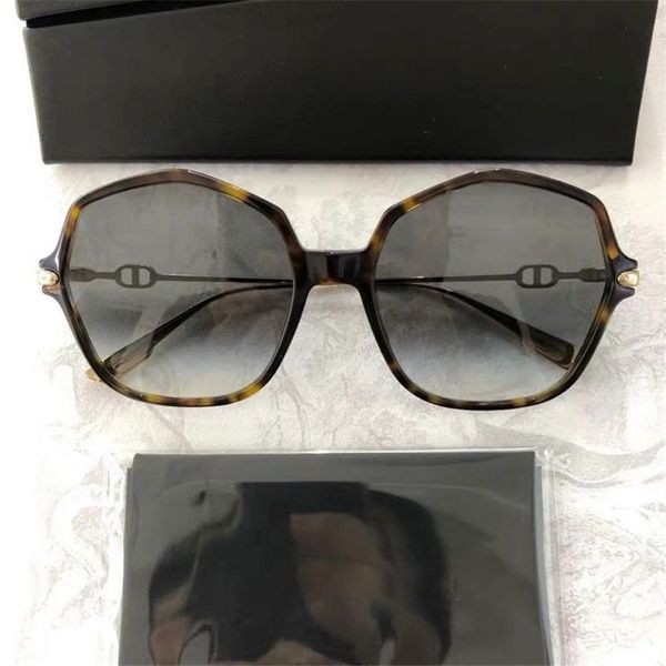 link2 sunglasses new fashion designer women butterfly shape frame glasses ip plating matte black metal arm uv400 protection, White;black
link2 sunglasses new fashion designer women butterfly shape frame glasses ip plating matte black metal arm uv400 protection, White;black