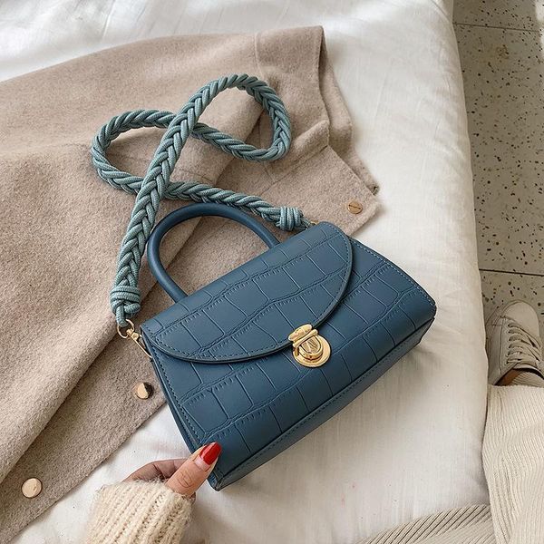 fashion bag women tote casual solid flap leather wild shoulder bag messenger vintage crocodile pattern handbags female
fashion bag women tote casual solid flap leather wild shoulder bag messenger vintage crocodile pattern handbags female