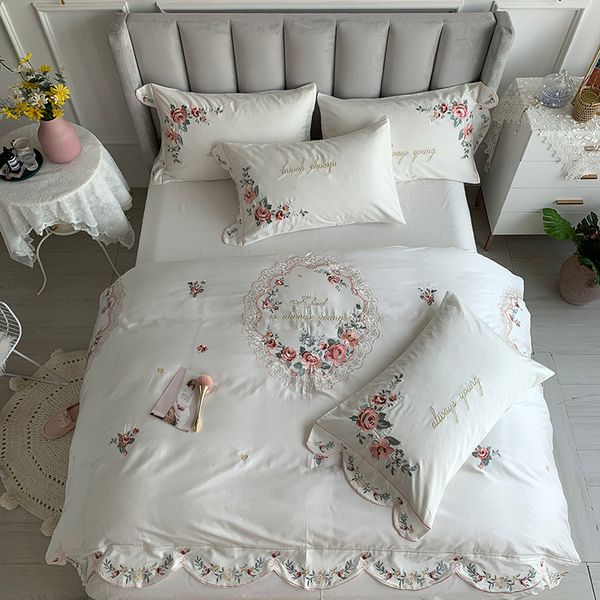 luxury chic flowers embroidery white bedding set 600tc egyptian cotton 1 duvet cover 1 bed sheet 2 pillowcase king 4pcs 1012
luxury chic flowers embroidery white bedding set 600tc egyptian cotton 1 duvet cover 1 bed sheet 2 pillowcase king 4pcs 1012