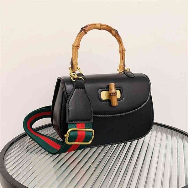 factory shop spring fashion women's texture diagonal cross saddle bamboo portable bag
factory shop spring fashion women's texture diagonal cross saddle bamboo portable bag