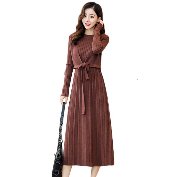 2021 new women knitted sweater solid female long sleeve autumn winter elegant fake two pieces party es vestidos 20 jink, Black;gray
2021 new women knitted sweater solid female long sleeve autumn winter elegant fake two pieces party es vestidos 20 jink, Black;gray