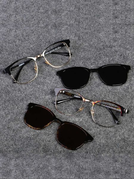 cover women's dual glasses, purpose magnetic color changing glasses, half frame iron double-layer sunglasses clip, men's myopia po, White;black
cover women's dual glasses, purpose magnetic color changing glasses, half frame iron double-layer sunglasses clip, men's myopia po, White;black