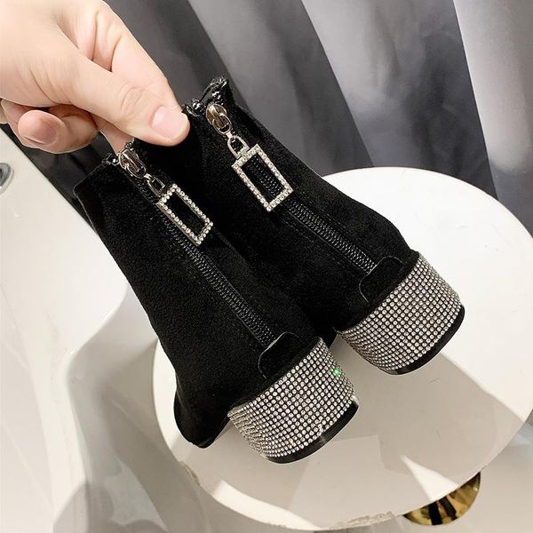 shoes white ankle boots boots-women zipper luxury designer booties ladies low 2020 autumn fashion rubber elegant med microfiber, Black
shoes white ankle boots boots-women zipper luxury designer booties ladies low 2020 autumn fashion rubber elegant med microfiber, Black