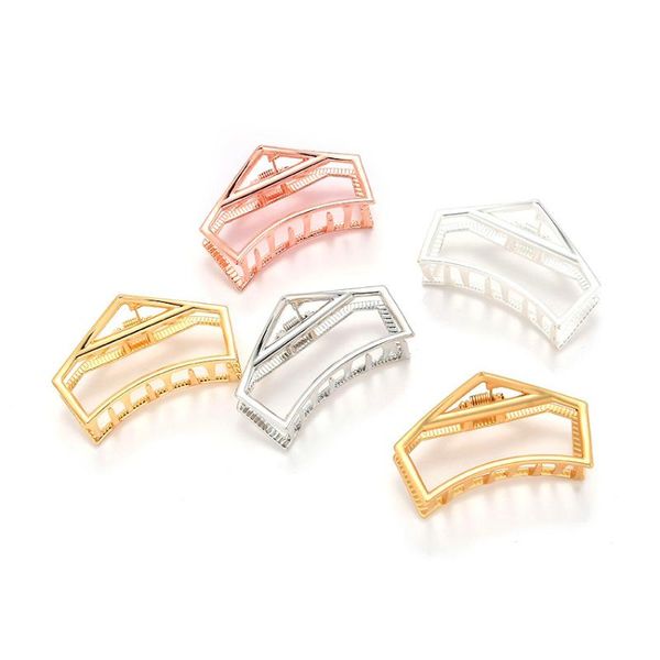2020 metal geometric hair claw clip for women alloy gold crab for hair punk hollow out hairpin bathing pony tail holder acc, Golden;silver
2020 metal geometric hair claw clip for women alloy gold crab for hair punk hollow out hairpin bathing pony tail holder acc, Golden;silver