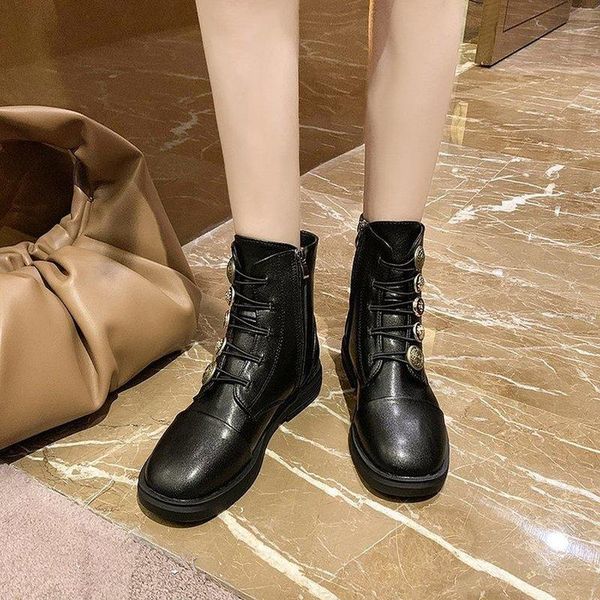 2020 new fashion martin boots leather black boots women lace-up platform metal decoration zippers female shoes botines mujer 
2020 new fashion martin boots leather black boots women lace-up platform metal decoration zippers female shoes botines mujer