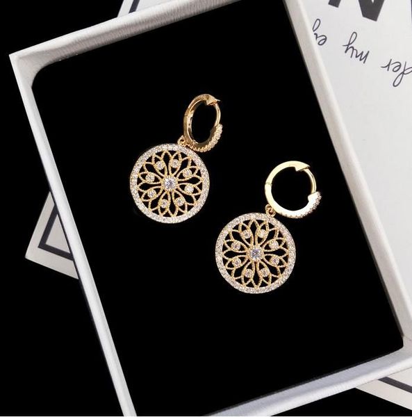 gold color crystal hoop earring hollow lotus earrings paved cubic zircon earrings for women wedding party jewelry, Golden;silver
gold color crystal hoop earring hollow lotus earrings paved cubic zircon earrings for women wedding party jewelry, Golden;silver