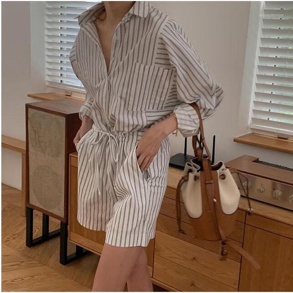 women's jumpsuits & rompers 2021 autumn winter woman fashionable oversize empire lace up wide leg shorts playsuit cl4531, Black;white
women's jumpsuits & rompers 2021 autumn winter woman fashionable oversize empire lace up wide leg shorts playsuit cl4531, Black;white